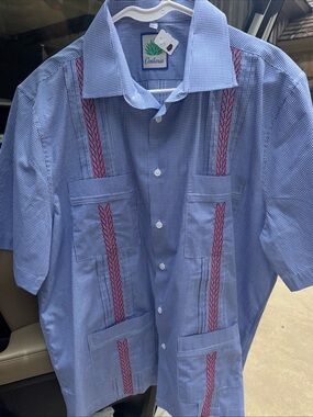 Light Blue Short-Sleeve Embroidered Casual Button-Down Shirt brand centuria